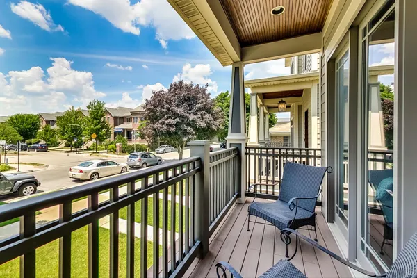$1,750,000 | 3625 North Campbell Avenue, Chicago, IL 60618