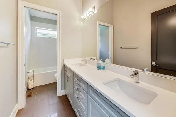 $1,750,000 | 3625 North Campbell Avenue, Chicago, IL 60618