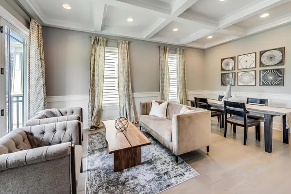 $1,750,000 | 3625 North Campbell Avenue, Chicago, IL 60618
