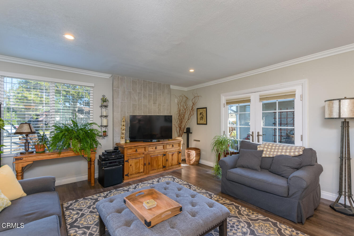 612 West Roderick Avenue Oxnard, CA 93030 - Photo 5 of 26 a living room with furniture and a flat screen tv