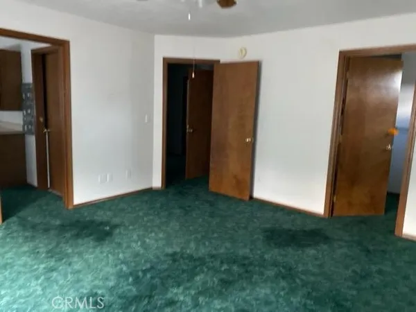 an empty room with yard