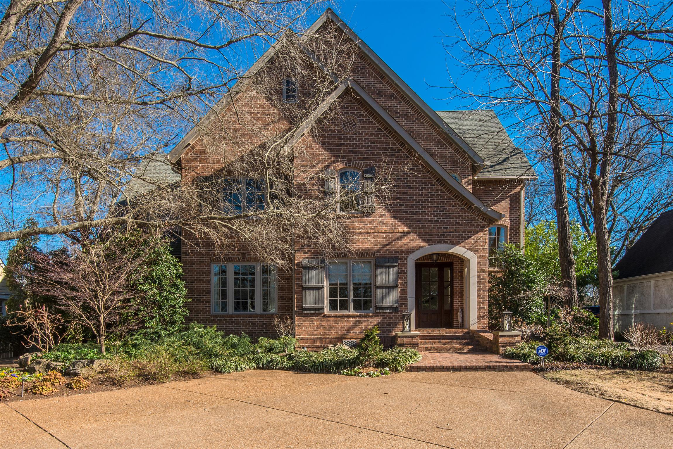 904 Estes Road Nashville, TN 37215 - Photo 1 of 30