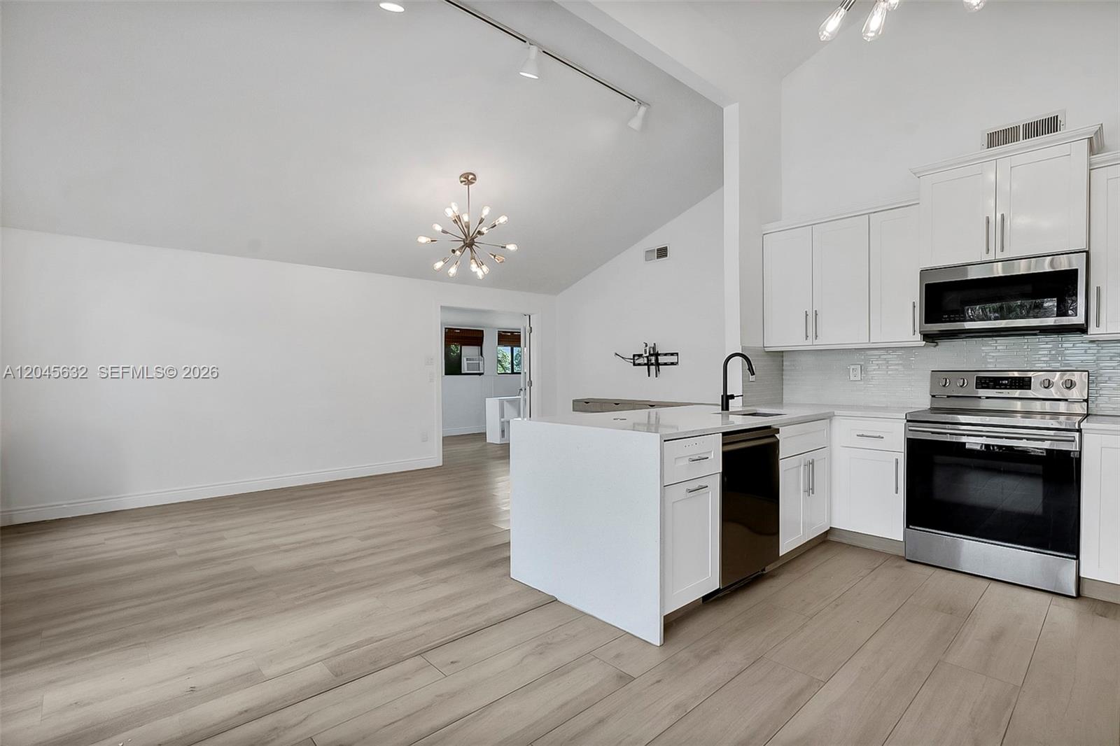 23384 Shetland Run Boca Raton, FL 33433 - Photo 2 of 49