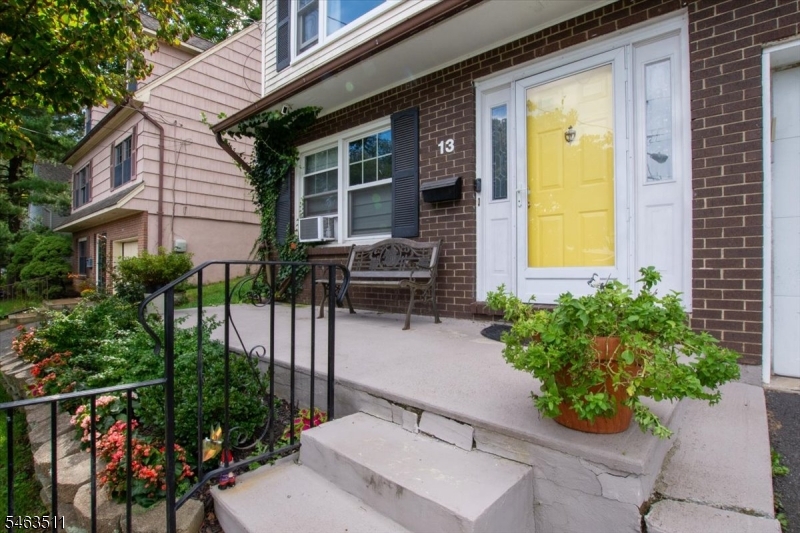 13 Edison Drive Summit, NJ 07901 - Photo 2 of 18 Gallery Image 2