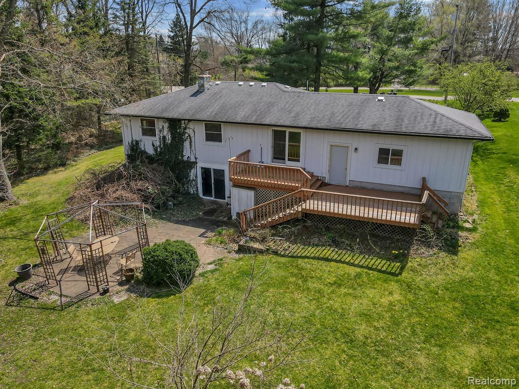 9540 Cherrywood Road Clarkston, MI 48348 - Photo 31 of 46