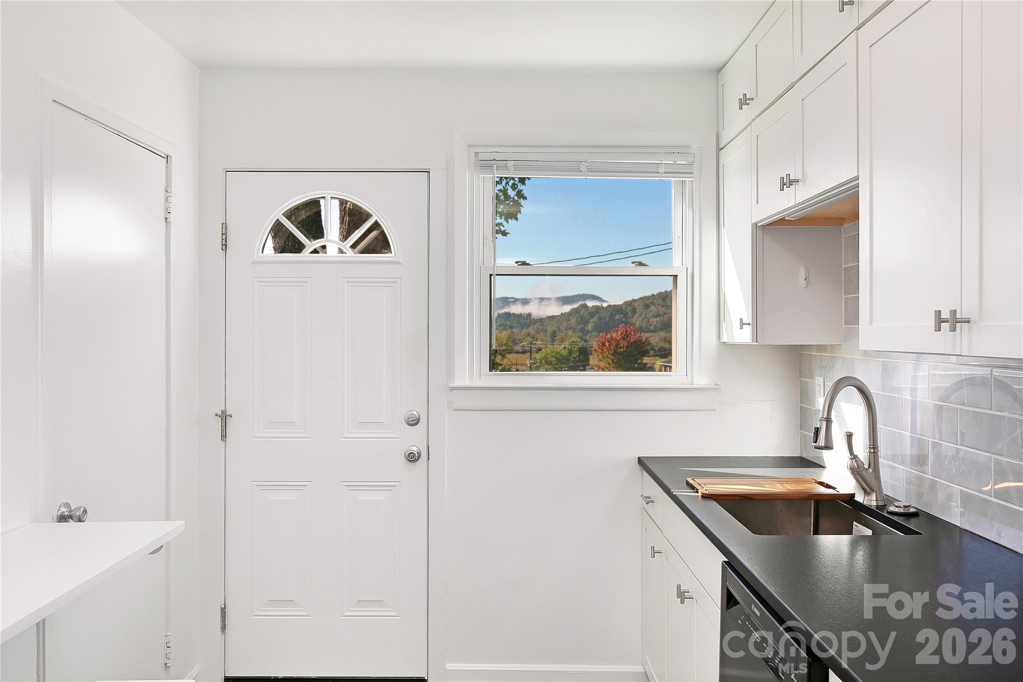 52 Elm Bend Road Brevard, NC 28712 - Photo 12 of 31 Gallery Image 12