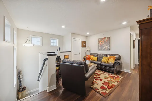 $369,900 | 7230 Bay Drive, Hugo, MN 55038