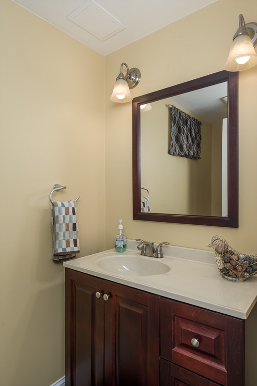 34 Marjorie Lane Rutland, MA 01543 - Photo 26 of 33