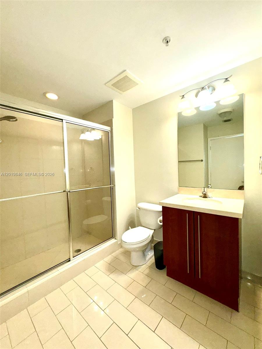 79 Southwest 12th Street, Unit 3509S Miami, FL 33130 - Photo 9 of 28
