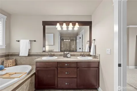 $989,000 | 1803 65th Street Southeast, Auburn, WA 98092