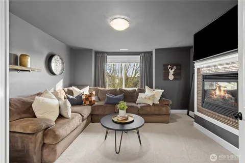 $989,000 | 1803 65th Street Southeast, Auburn, WA 98092