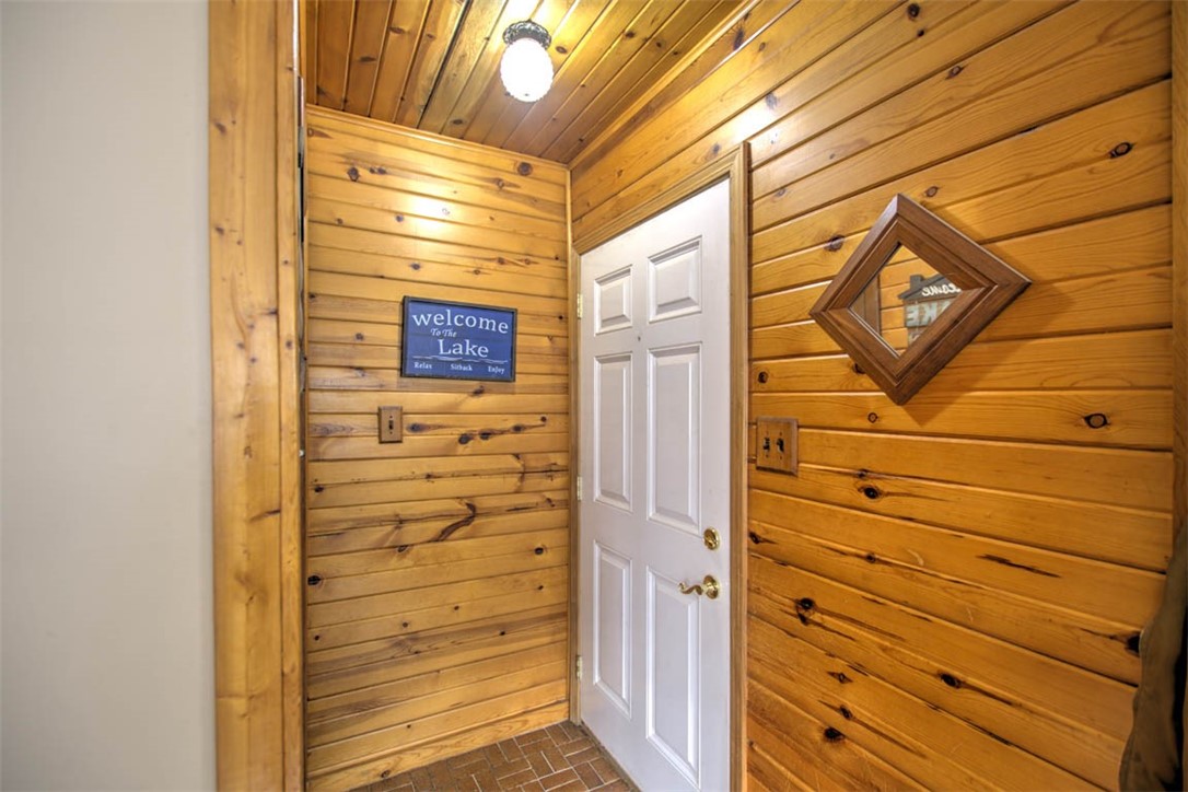 1403 Parkwood Place Decatur, IL 62521 - Photo 5 of 26 Gallery Image 5