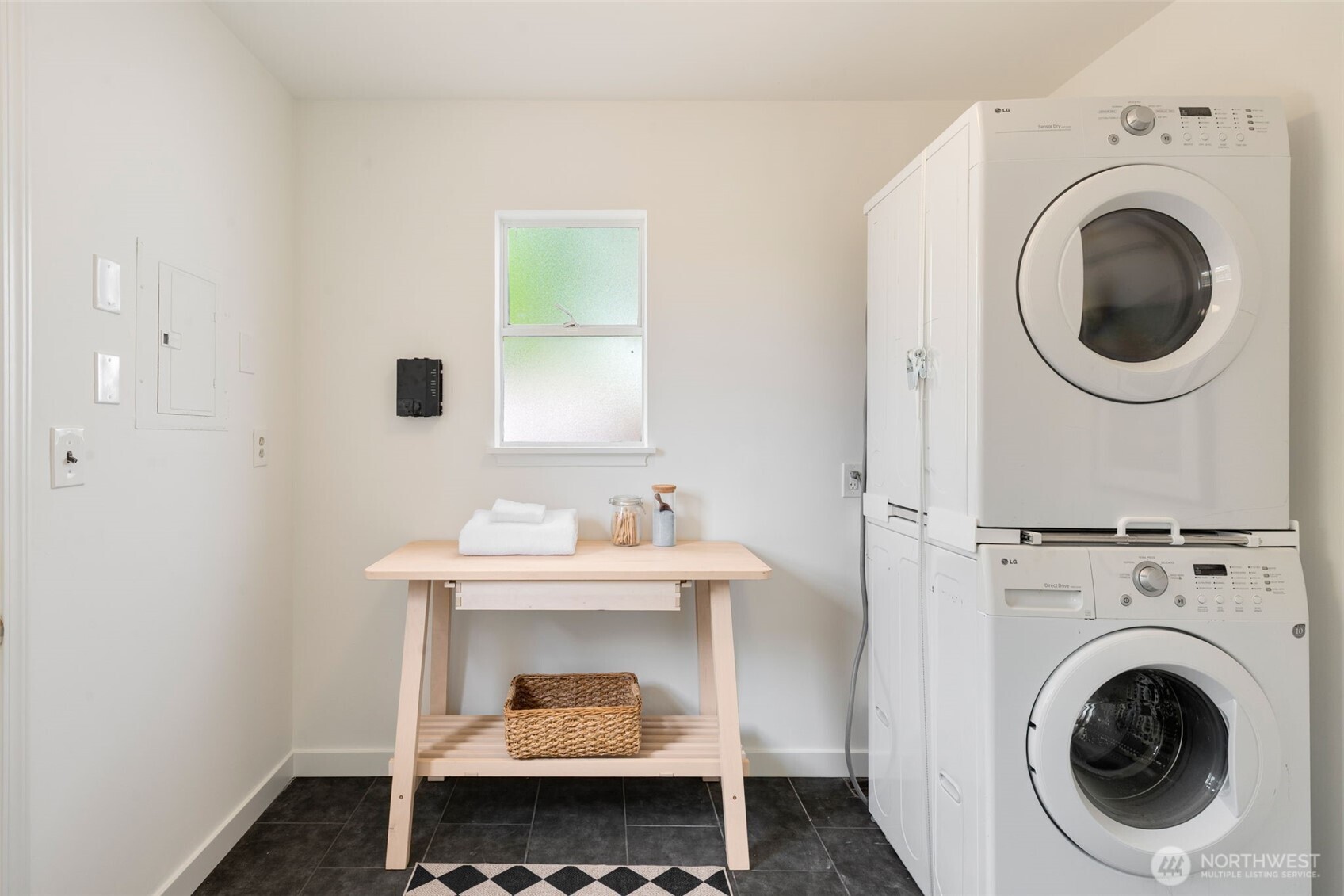 4116 Southwest Ida Street Seattle, WA 98136 - Photo 13 of 38 Gallery Image 13