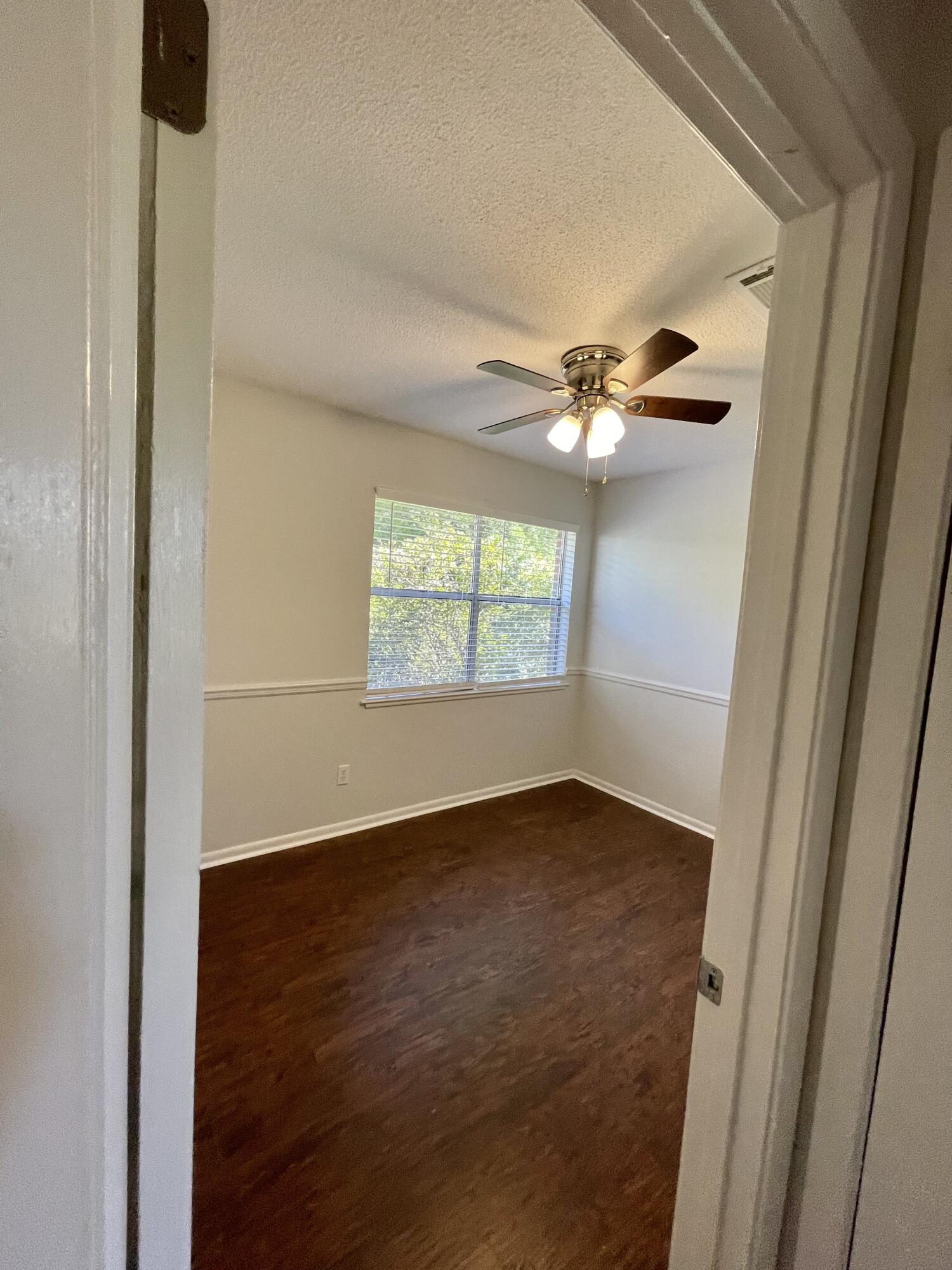 176 Juniper Lake Road DeFuniak Springs, FL 32433 - Photo 7 of 16 C5FCAF76-E074-4F4B-9FBE-76CD6EF88990