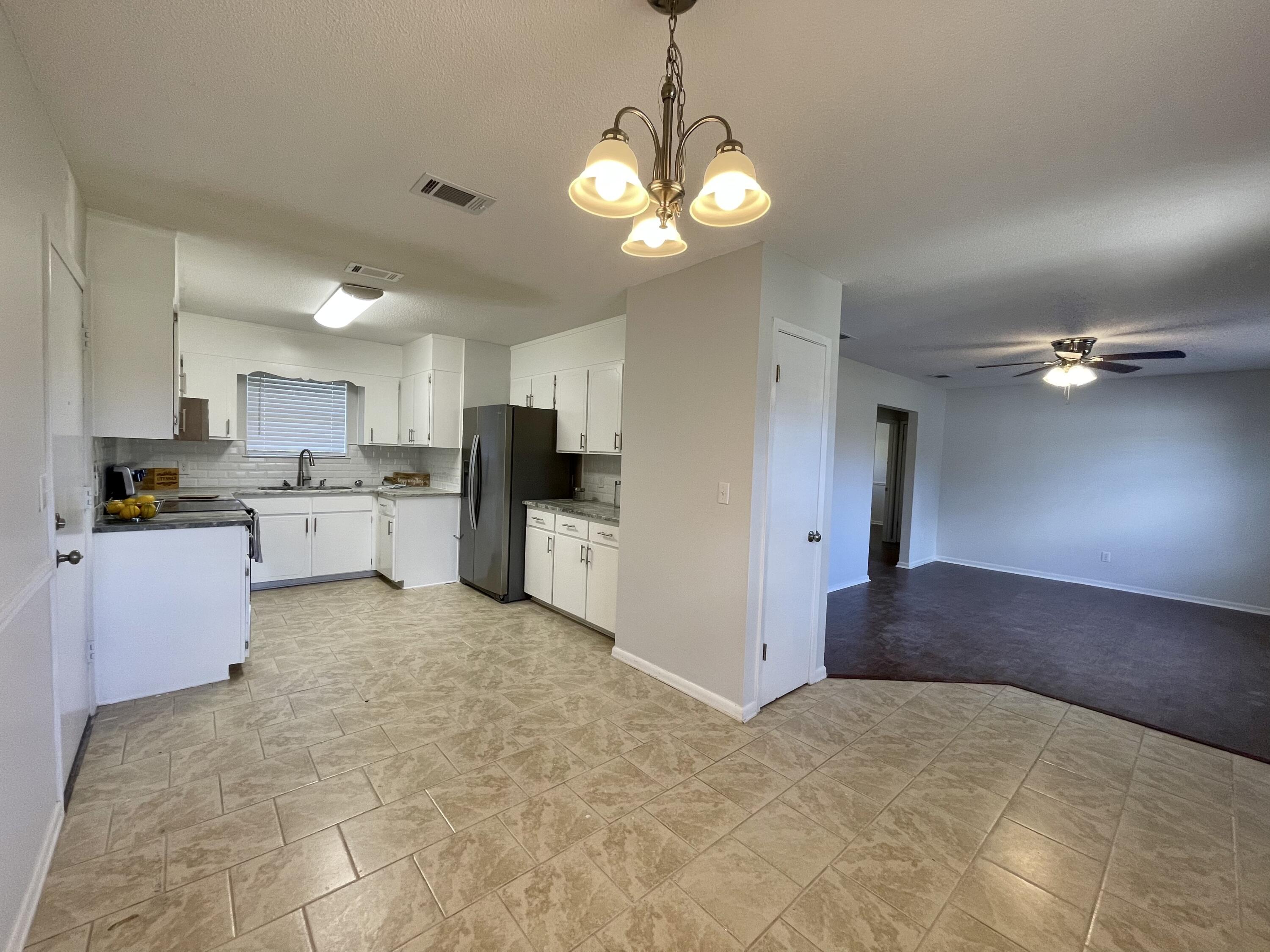176 Juniper Lake Road DeFuniak Springs, FL 32433 - Photo 10 of 16 37DDBBA3-249D-4F11-B3BA-635CAB23CF04