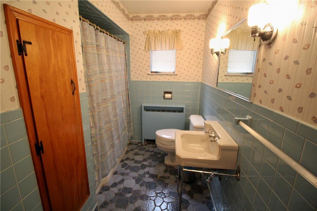 6019 Library Road Bethel Park, PA 15102 - Photo 17 of 24 Gallery Image 17