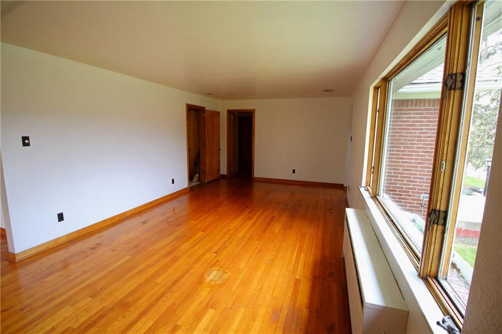 6019 Library Road Bethel Park, PA 15102 - Photo 5 of 24 Gallery Image 5