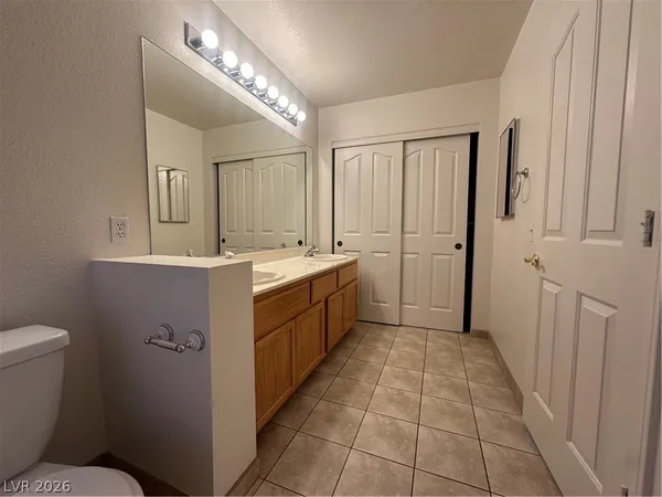 $2,400 | 16 Rising Sun Court, Henderson, NV 89074