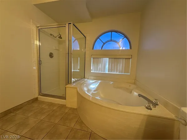 $2,400 | 16 Rising Sun Court, Henderson, NV 89074