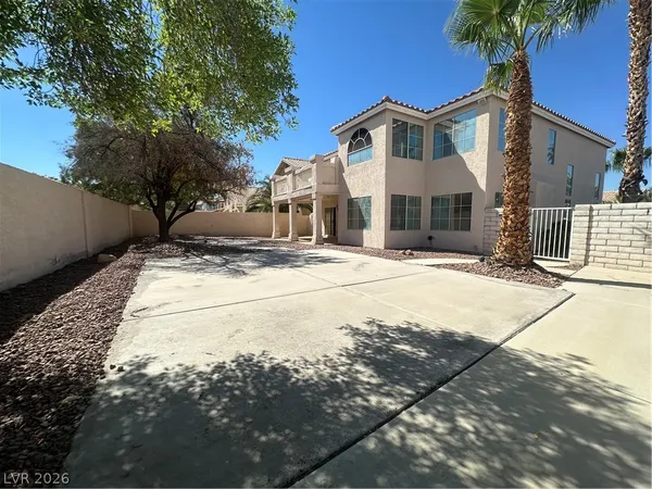 $2,400 | 16 Rising Sun Court, Henderson, NV 89074