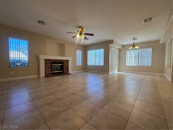 $2,400 | 16 Rising Sun Court, Henderson, NV 89074