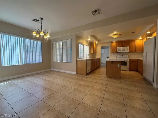 $2,400 | 16 Rising Sun Court, Henderson, NV 89074