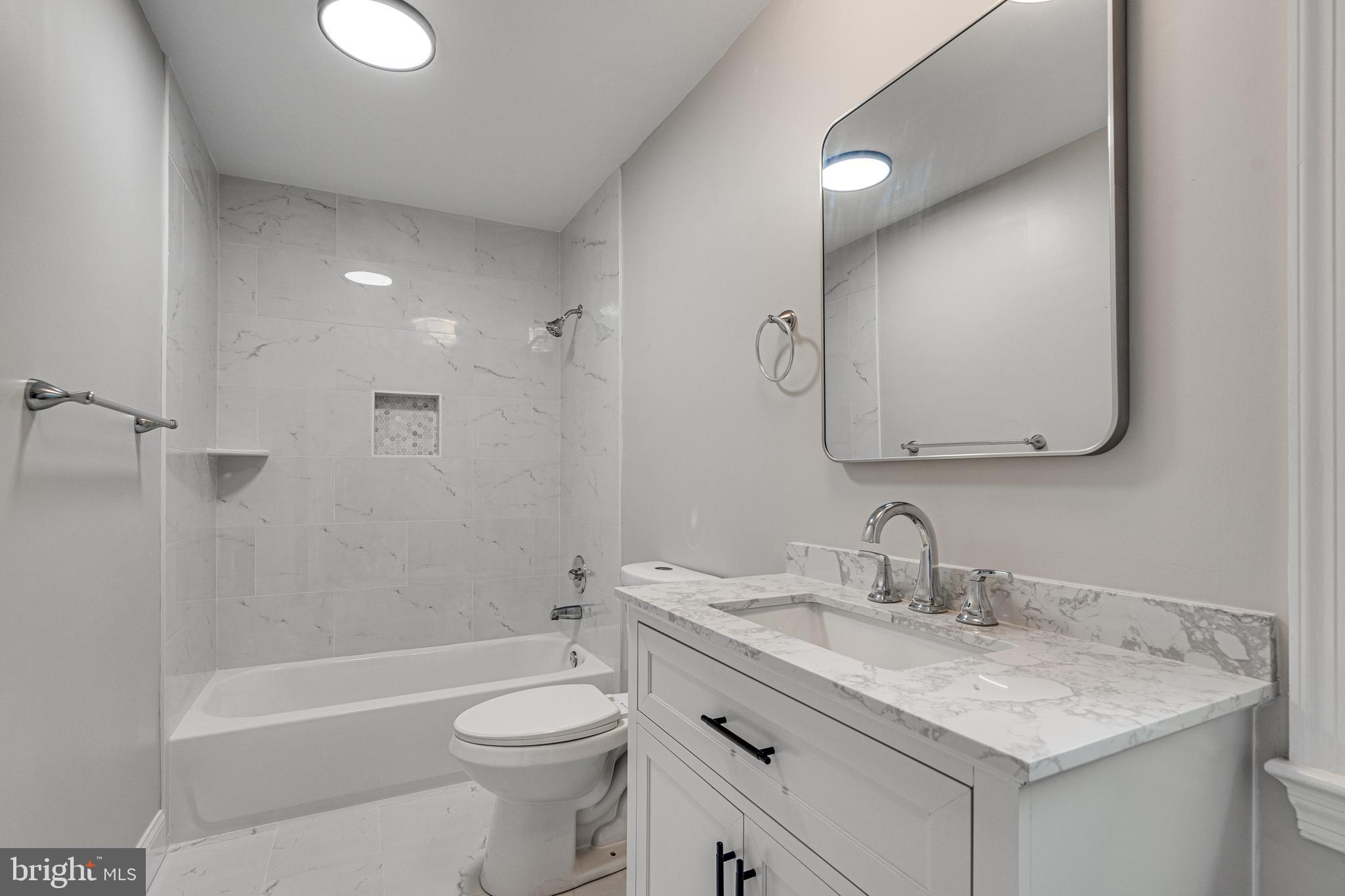 10233 Seven Locks Road Potomac, MD 20854 - Photo 14 of 33 Primary Bath with New Ceramic Tile