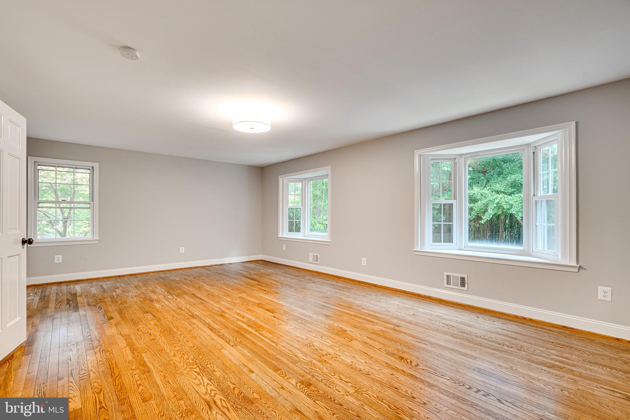 10233 Seven Locks Road Potomac, MD 20854 - Photo 16 of 33 Bedroom #2 with Large Bay Windows Overlooking Pool