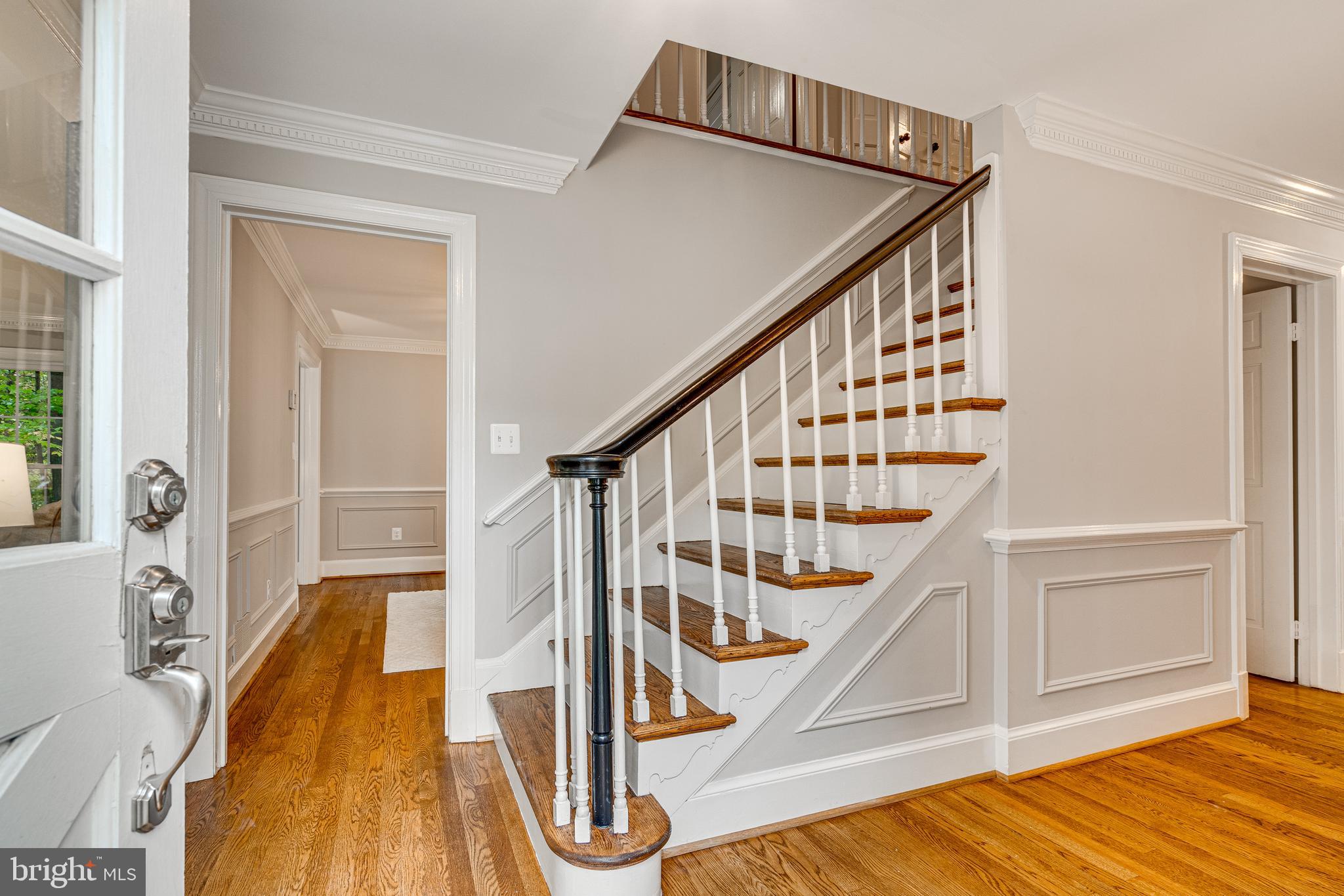 10233 Seven Locks Road Potomac, MD 20854 - Photo 2 of 33 Welcome to 10233 Seven Locks