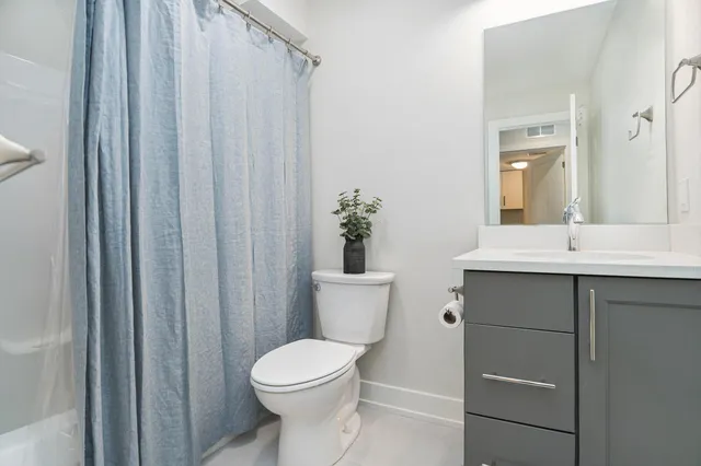 $799,000 | 120 North Barton Street, Unit B, New Buffalo, MI 49117