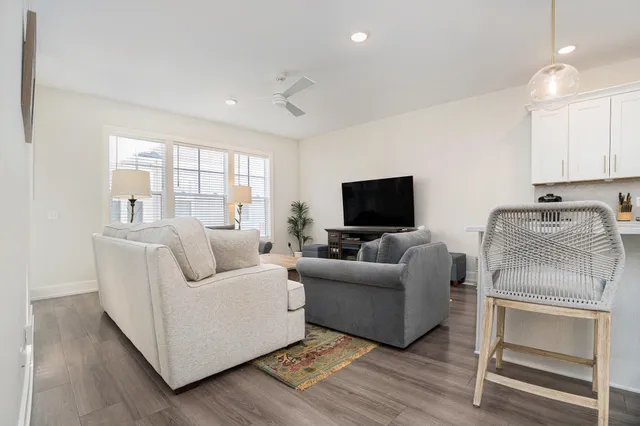 $799,000 | 120 North Barton Street, Unit B, New Buffalo, MI 49117