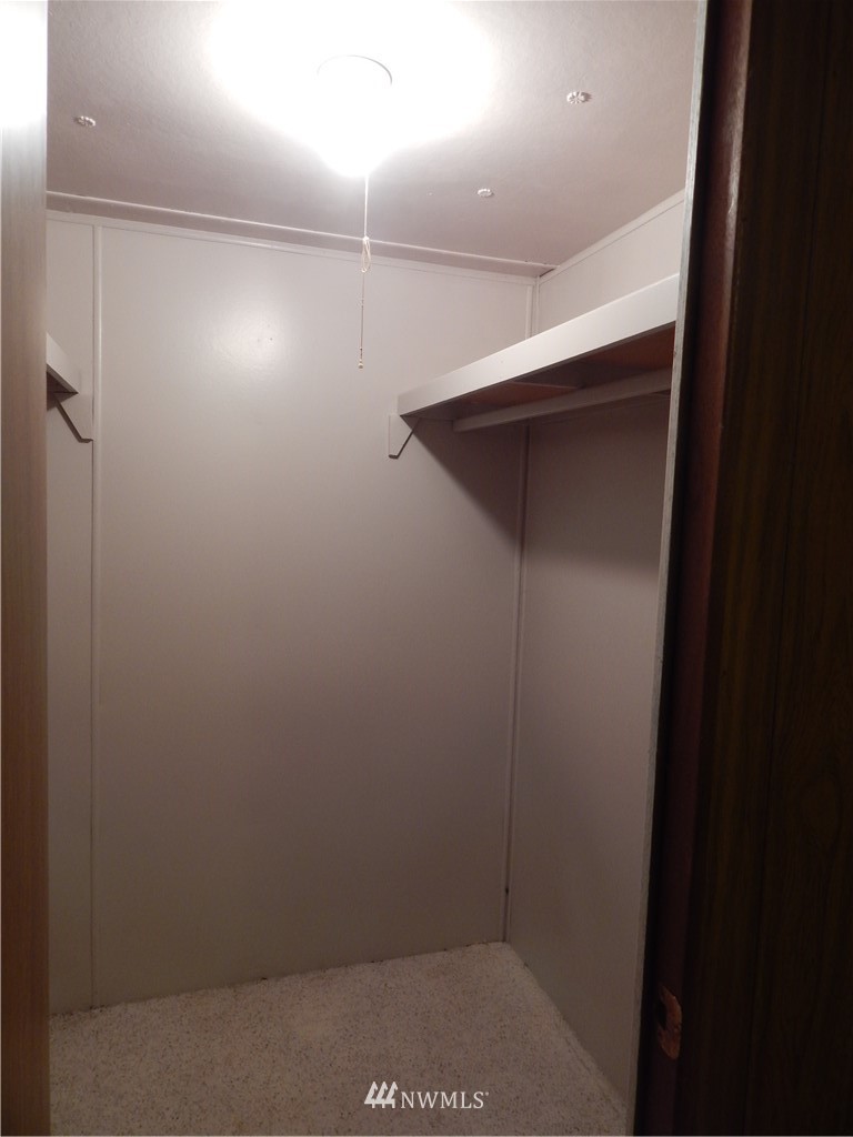 404 South Barr Road Port Angeles, WA 98362 - Photo 13 of 20 Gallery Image 13