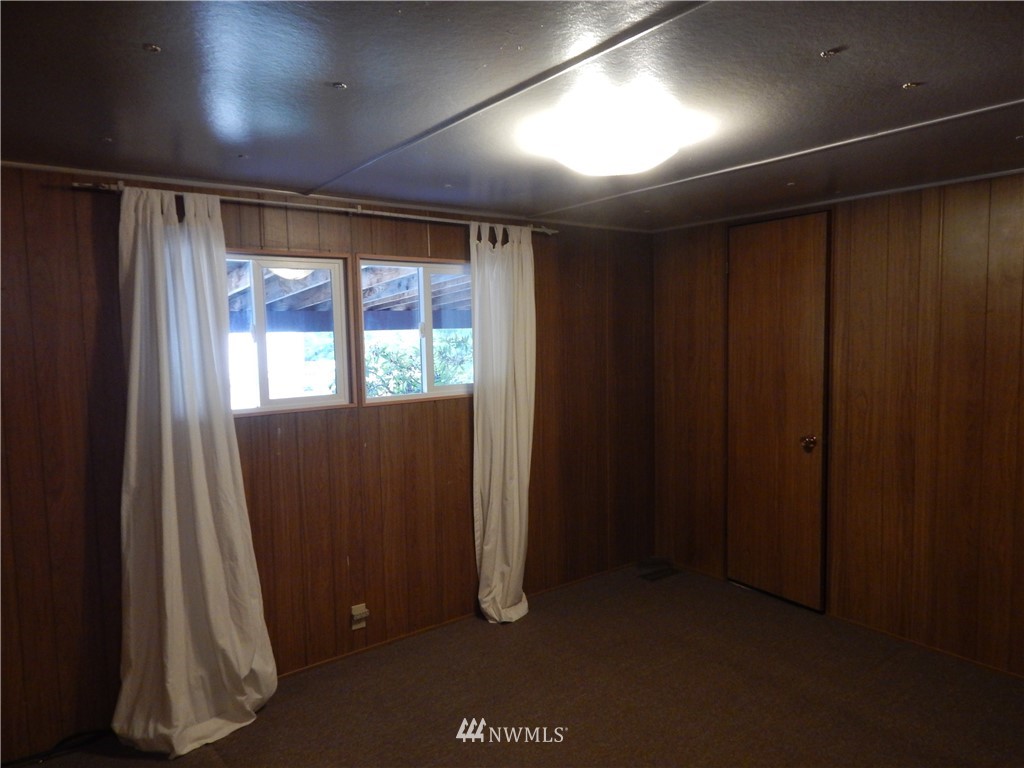 404 South Barr Road Port Angeles, WA 98362 - Photo 14 of 20 Gallery Image 14