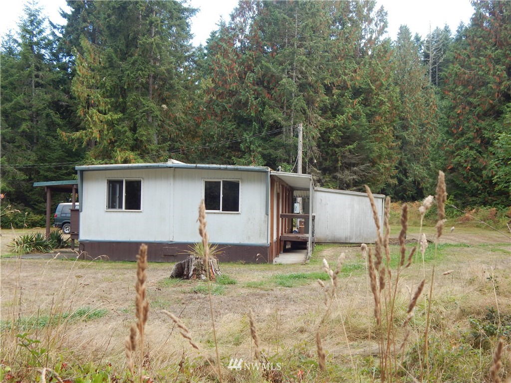 404 South Barr Road Port Angeles, WA 98362 - Photo 3 of 20 Gallery Image 3