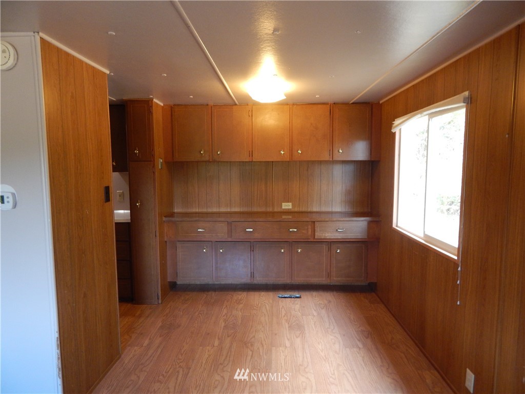 404 South Barr Road Port Angeles, WA 98362 - Photo 5 of 20 Gallery Image 5