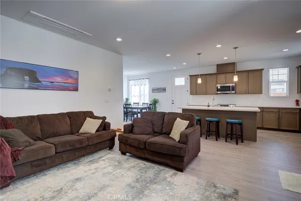 $999,988 | 161 Tango Way, San Luis Obispo, CA 93401