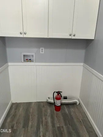 a view of a room with an empty shelf