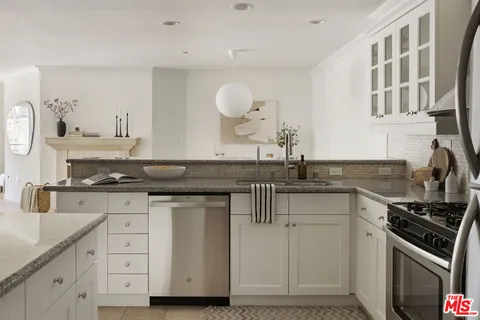 $699,000 | 6221 Monterey Road, Unit 205, Los Angeles, CA 90042