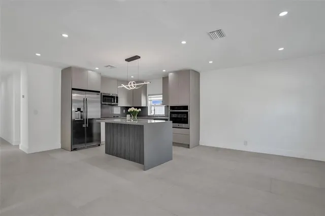 $564,000 | 1010 North 16th Avenue, Hollywood, FL 33020