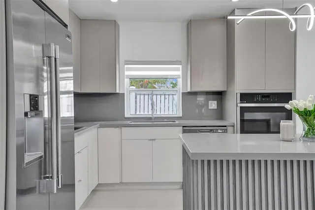 $564,000 | 1010 North 16th Avenue, Hollywood, FL 33020