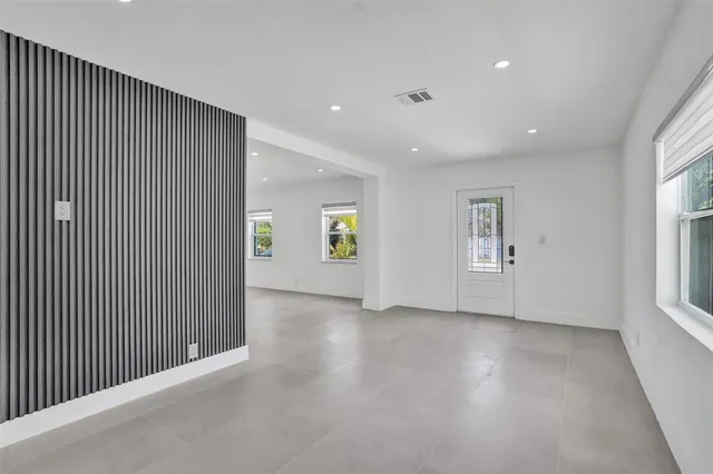 $564,000 | 1010 North 16th Avenue, Hollywood, FL 33020