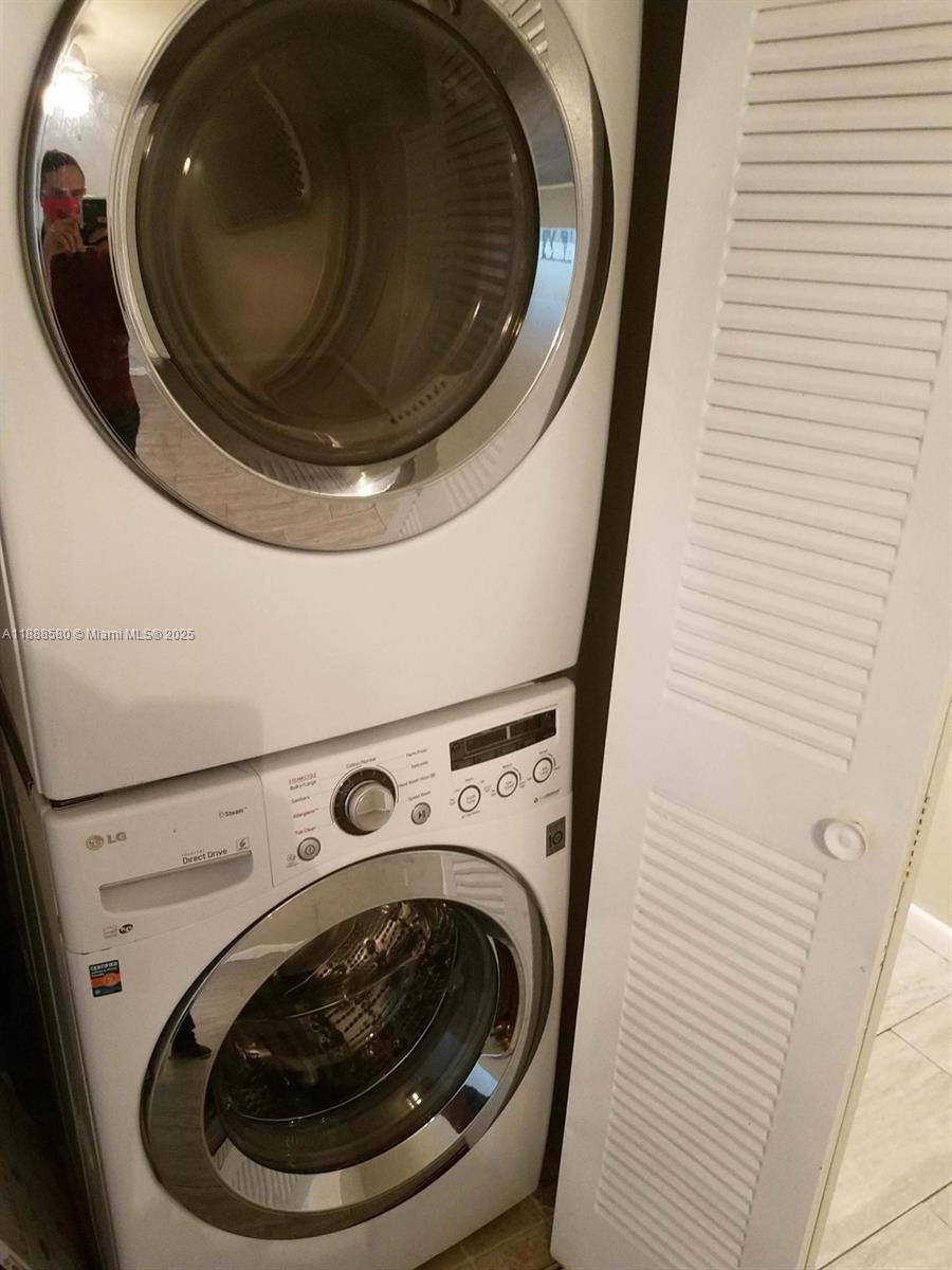 4863 Via Palm Lakes, Unit 806 West Palm Beach, FL 33417 - Photo 12 of 23 unknown