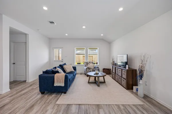 $2,100 | 31118 Delamere Turn Trial, Fulshear, TX 77441