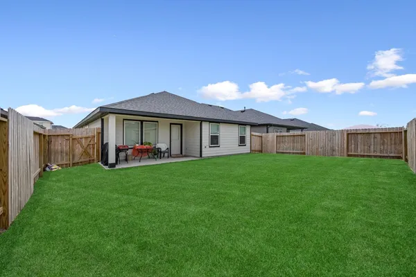 $2,100 | 31118 Delamere Turn Trial, Fulshear, TX 77441