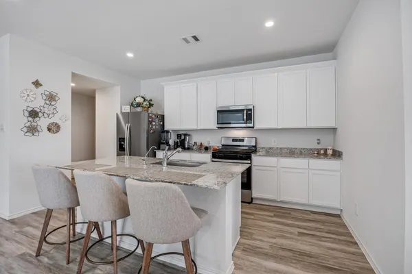 $2,100 | 31118 Delamere Turn Trial, Fulshear, TX 77441