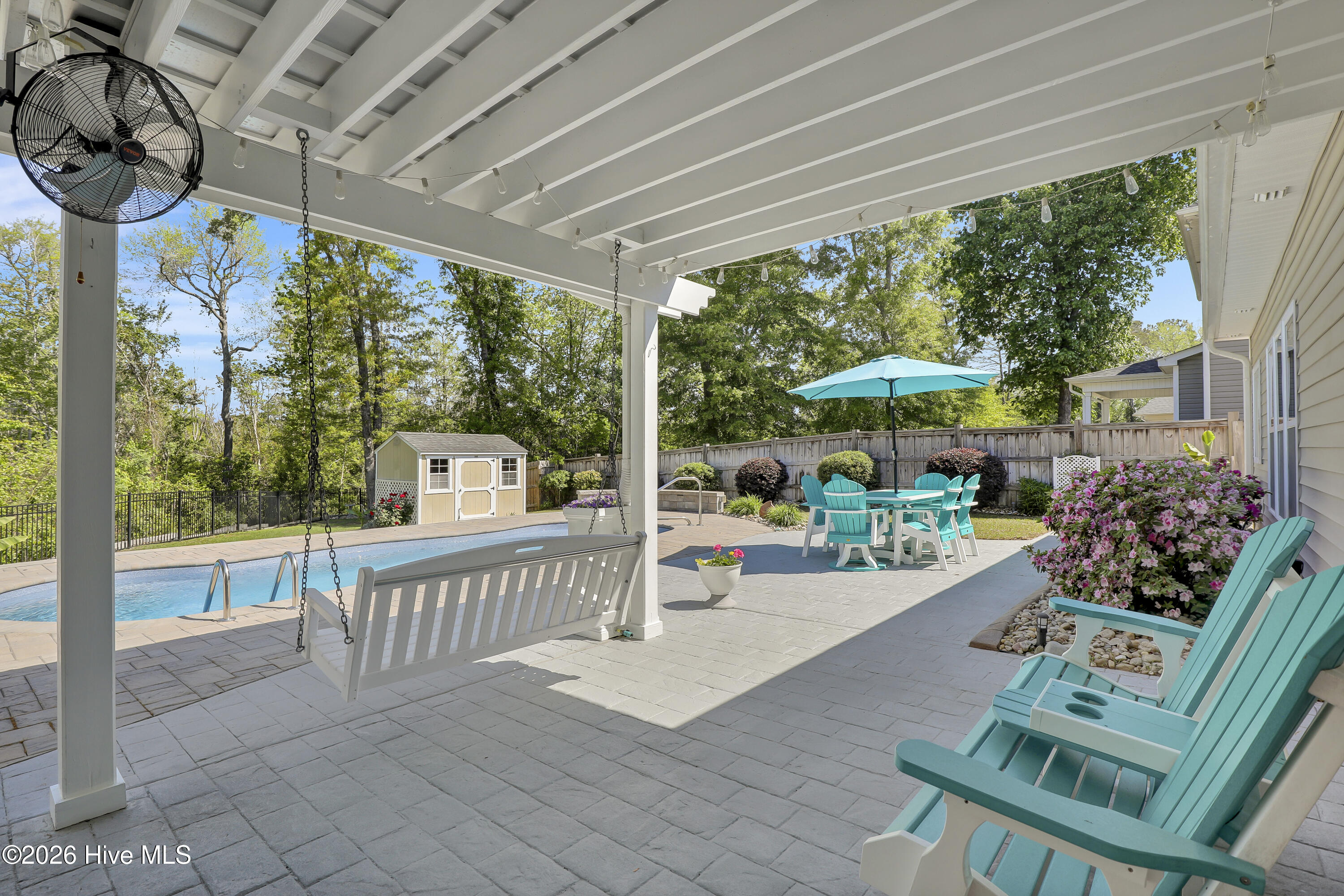 175 Violetear Ridge Hampstead, NC 28443 - Photo 33 of 68 32