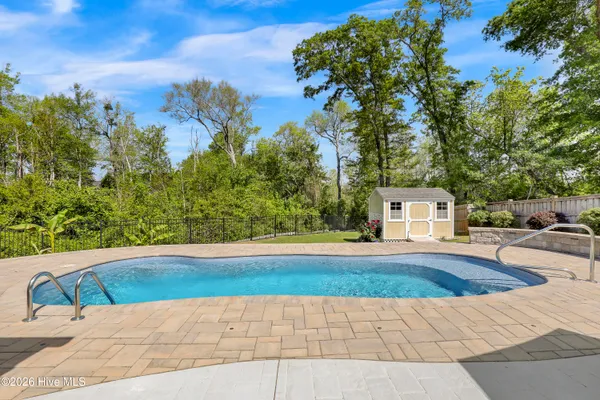 $649,500 | 175 Violetear Ridge, Hampstead, NC 28443