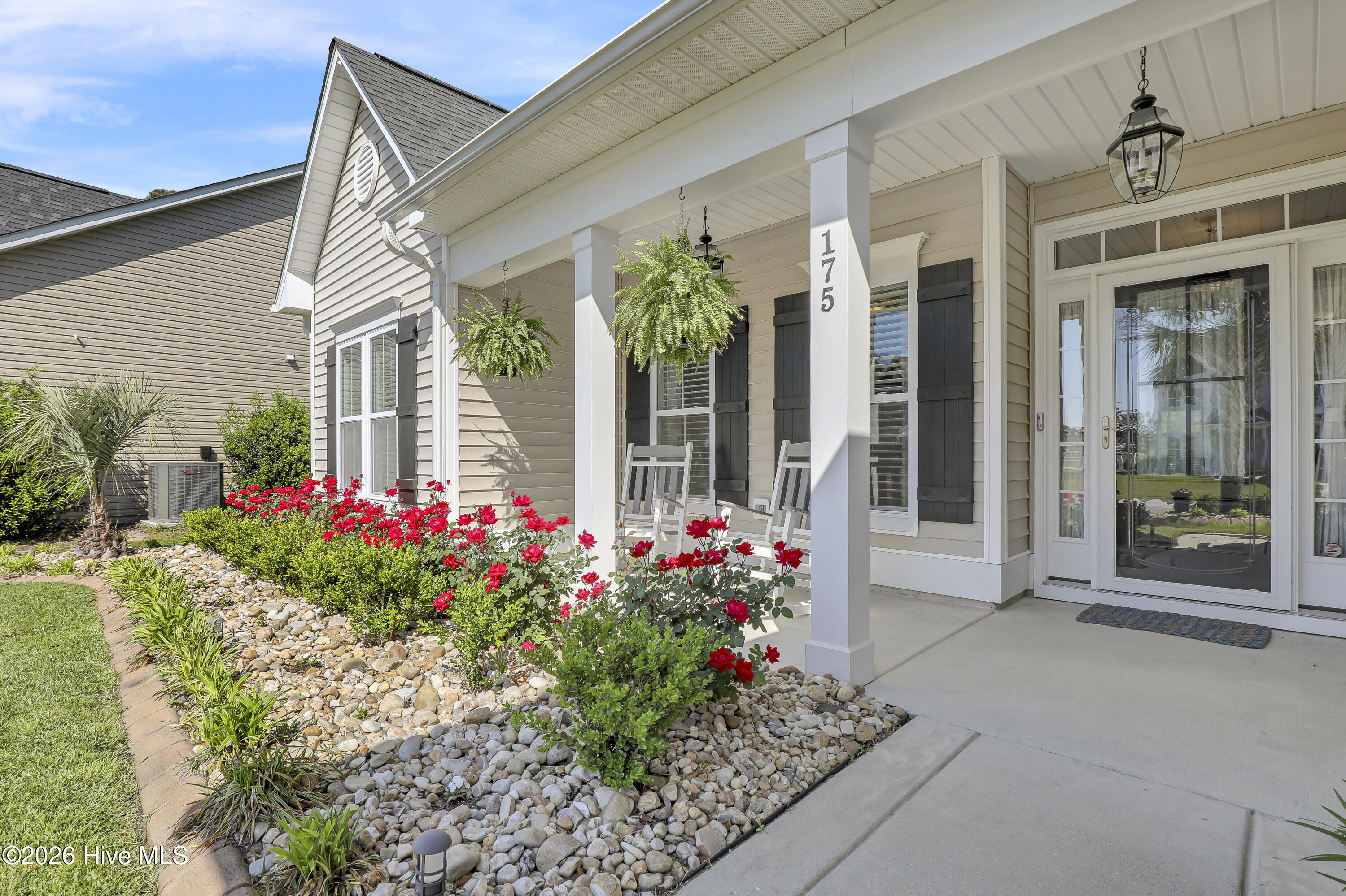 175 Violetear Ridge Hampstead, NC 28443 - Photo 5 of 68 4