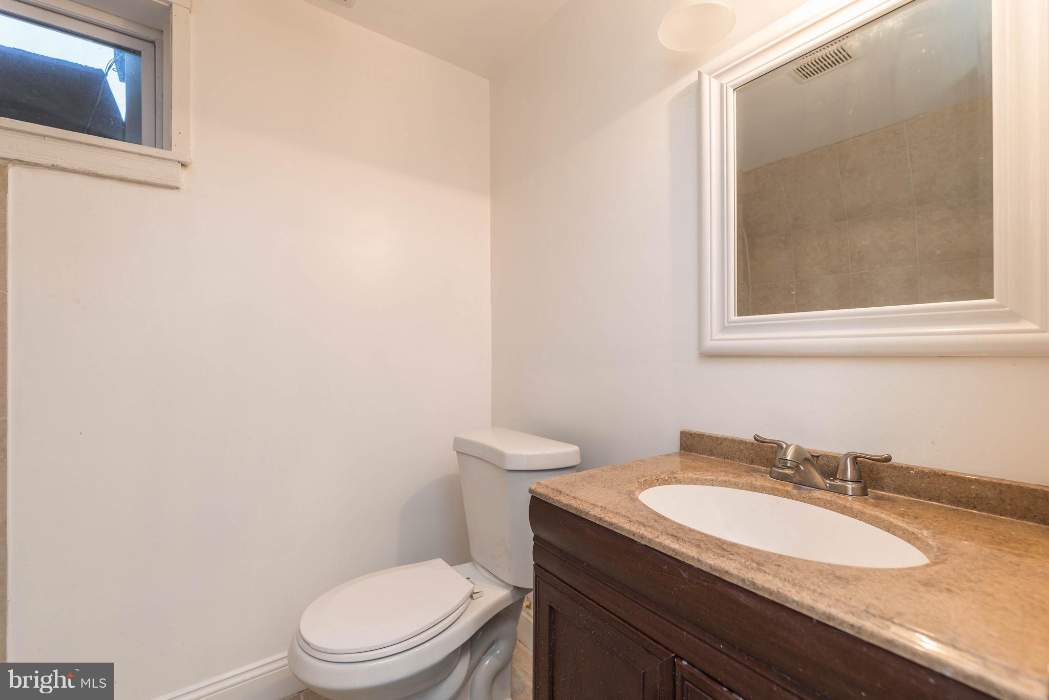 3584 Juneway Baltimore, MD 21213 - Photo 26 of 29 Interior (General)