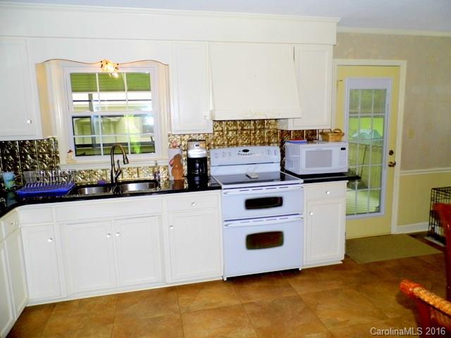 1466 Furnace Road Lincolnton, NC 28092 - Photo 3 of 22 Gallery Image 3